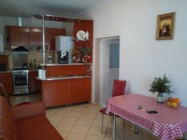 casa-14-mai-10-ari-2-camere-decomandate-finisaje-5