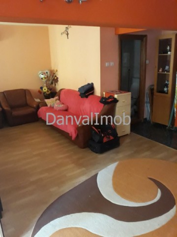 apartament-3-camere-obor-0