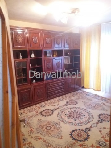 apartament-2-camere-de-inchiriat-2