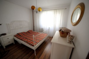 apartament-4-camere-zona-malu-rosu-5