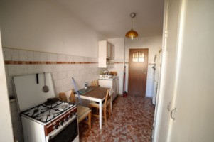 apartament-4-camere-zona-malu-rosu-11