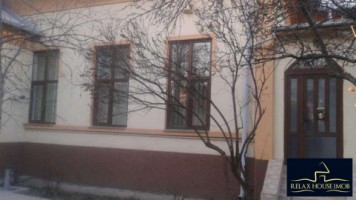 casa-cu-4-camere-in-ploiesti-zona-centrala-a-orasului-1