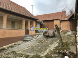 casa-de-vanzare-2-camere-teren-1500-mp