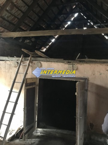 casa-de-vanzare-2-camere-teren-1500-mp-16