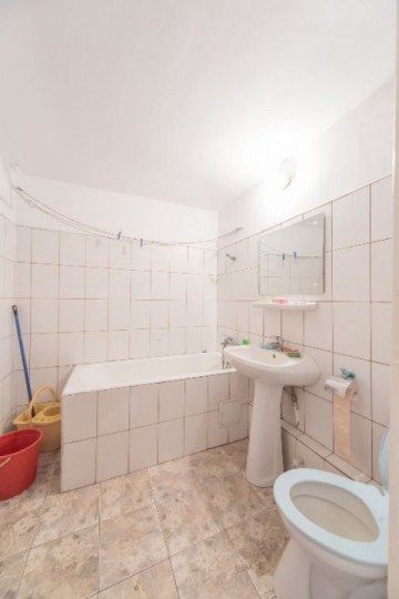 apartament-cu-2-camere-in-zona-margeanului-2