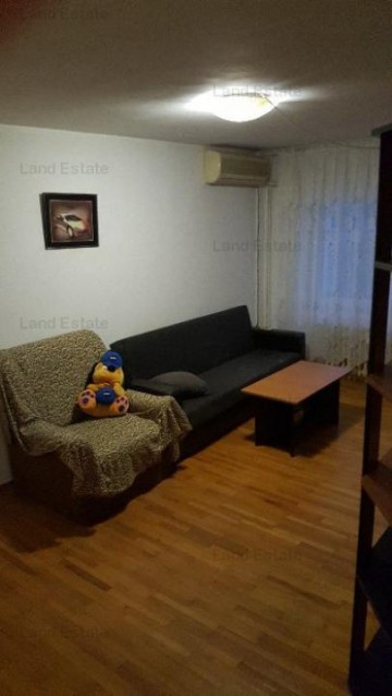 3-camere-crangasi
