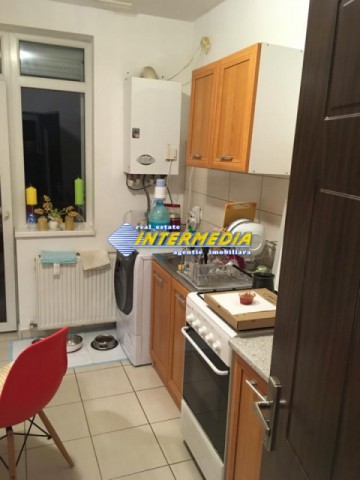 apartament-2-camere-decomandat-de-vanzare-cetate