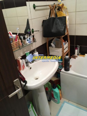 apartament-2-camere-decomandat-de-vanzare-cetate-4