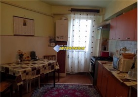 apartament-4-camere-de-vanzare-alba-iulia