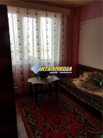 apartament-4-camere-de-vanzare-alba-iulia-8