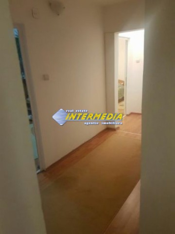3-camere-centru-decomandat-etaj-intermediar-3