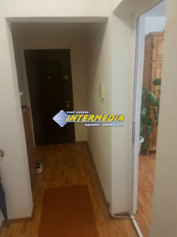 3-camere-centru-decomandat-etaj-intermediar-5