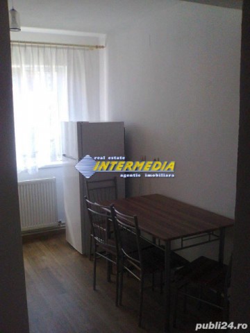 2-camere-de-vanzare-in-cetate-zona-bulevard-3