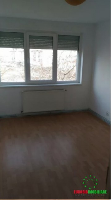 apartament-2-camere-decomandat-zona-ciresica-3