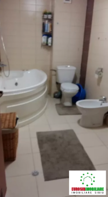 apartament-cu-3-camere-de-vanzare-zona-ciresica-7