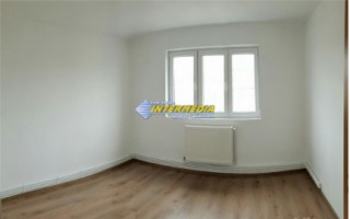 apartament-2-camere-de-vanzare-cetate