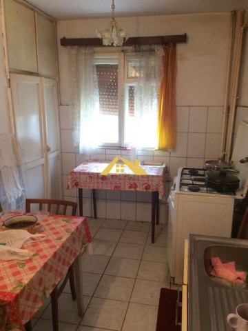 de-vanzare-apartament-cu-2-camere-1