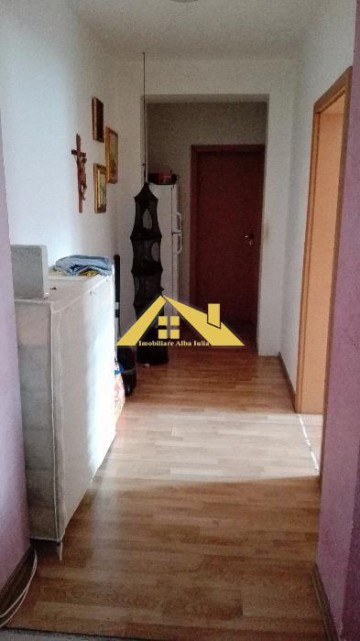 de-vanzare-apartament-cu-3-camere-1