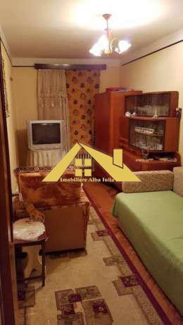 apartament-3-camere-zona-cetate-etaj-3-1