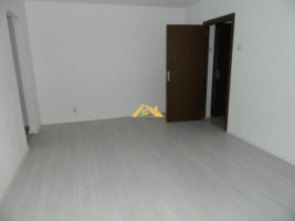 apartament-2-camere-cetate-bulevard-1