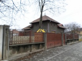 de-vanzare-casa-in-partos-4