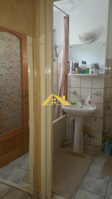 apartament-2-camere-decomandate-in-cetate-3