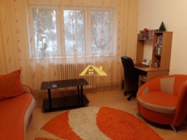 vand-apartament-2-camere-zona-cetate-1
