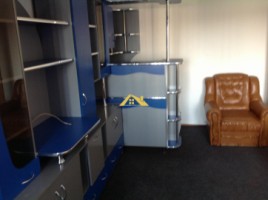 apartament-cu-3-camere-de-vanzare-cetate-1