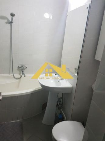 de-vanzare-apartament-3-camere-in-ampoi-3-3