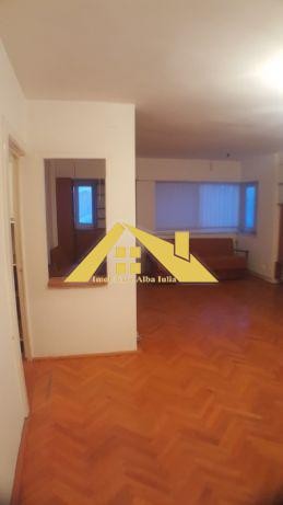 apartament-3-camere-centru-2