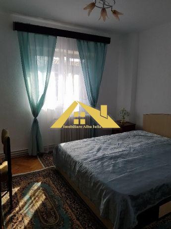 apartament-3-camere-decomandat-cetate-alba-iulia-2