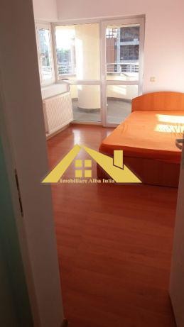 apartament-3-camere-ultracentral-et-1-cu-scara-interioara