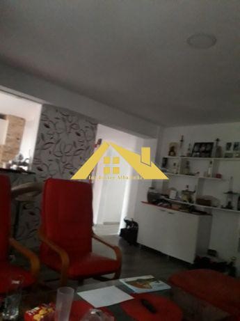 apartament-3-camere-etaj-1-mobilat
