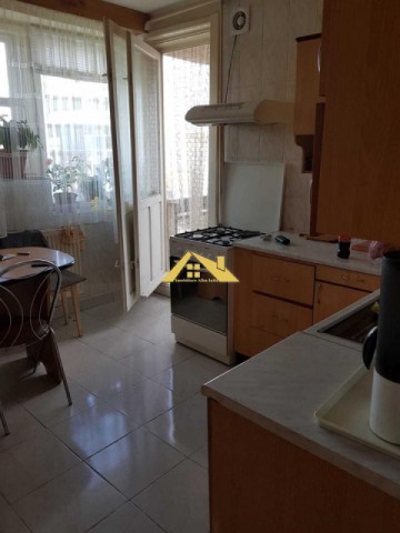 apartament-4-camere-zona-centru-6