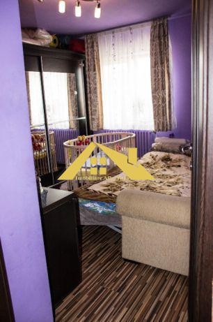 apartament-3-camere-zona-cetate-1