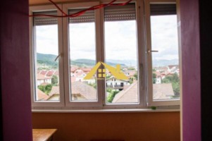 apartament-3-camere-zona-cetate-5
