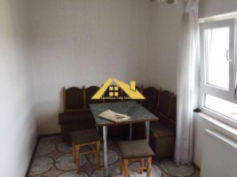 apartament-3-camere-zona-cetate-2