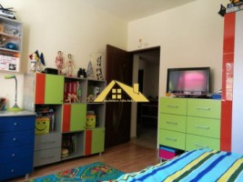 vand-apartament-2-camere-cu-gradina-si-loc-de-parcare