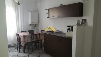apartament-cu-2-camere-decomandat-ampoi-2-2