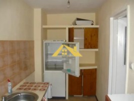 vand-apartament-3-camere-decomandat-cetate-4