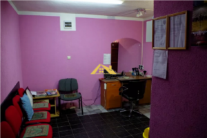 dau-in-chirie-spatiu-comercial-frizerie-coafor-1
