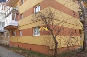 apartament-2-camere-de-vanzare-et-1-balcon-zona-cetate-3