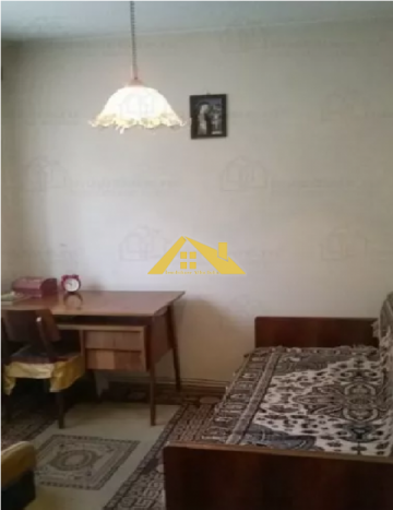 proprietar-vand-apt-2-camere-pe-vasile-goldis-4-min-fac-teologie