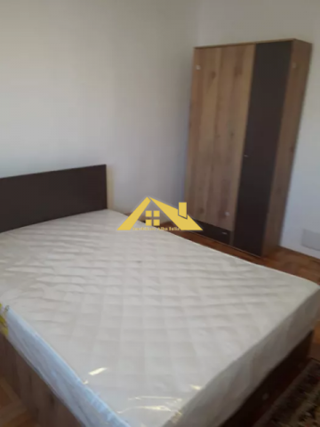 apartament-central-complet-renovat-si-mobilat-1