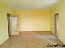 apartament-3-camere-zona-centrala-0