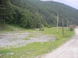 vand-teren-intravilan-1200-mp-in-baraj-mic-leresti-arges