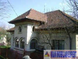 casa-4-camere-teren-400-mp-campulung-muscel-arges-1