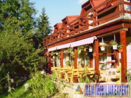 vila-12-camere-teren-2500-mp-de-vanzare-in-bran-brasov