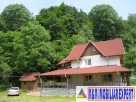 vila-6-camere-teren-6000-mp-pensiune-rucar-arges