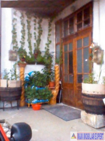 vila-10-camere-teren-1200-mp-campulung-15
